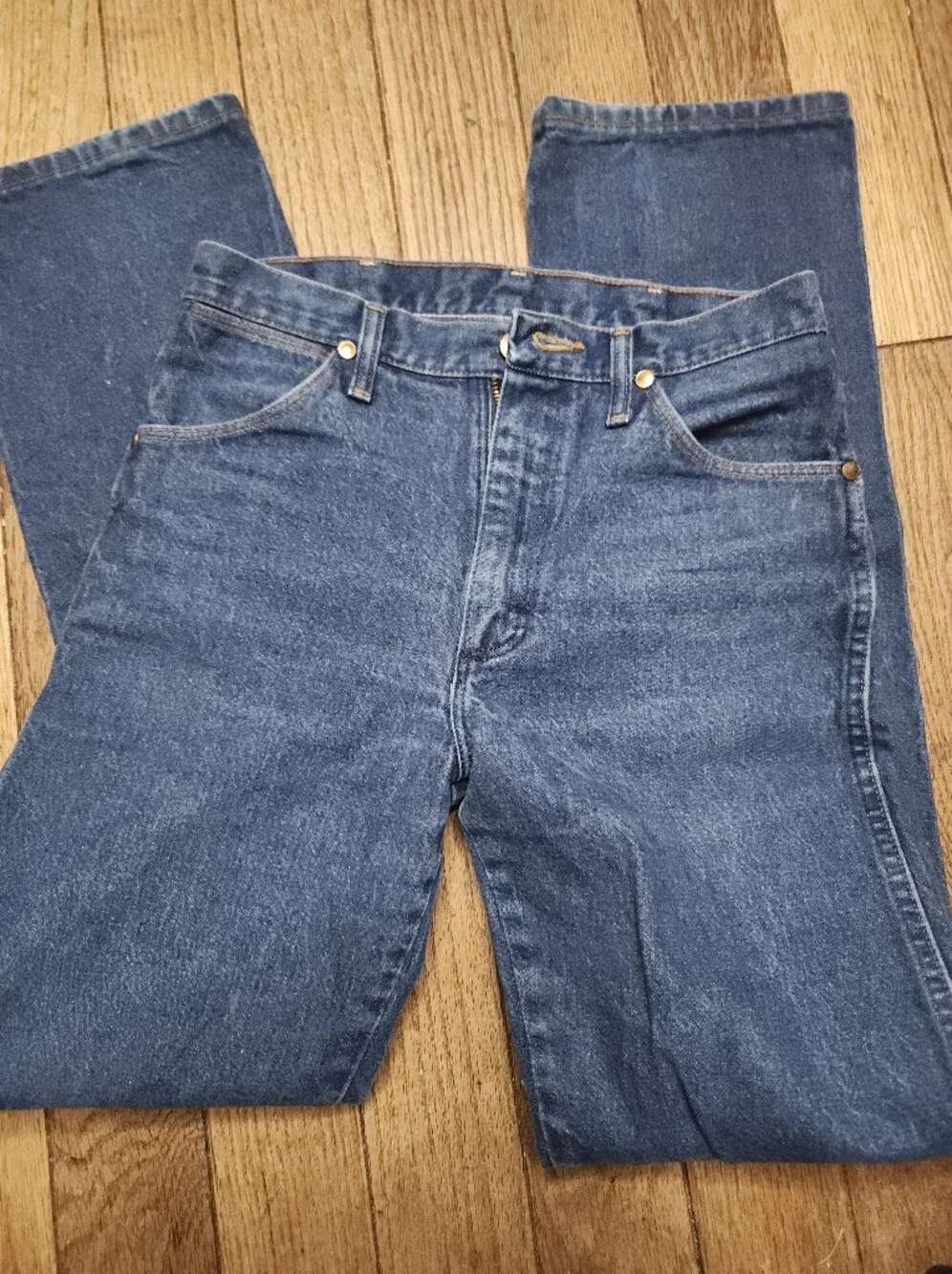Wrangler Men’s Dark Blue Straight Jeans with Leather Patch